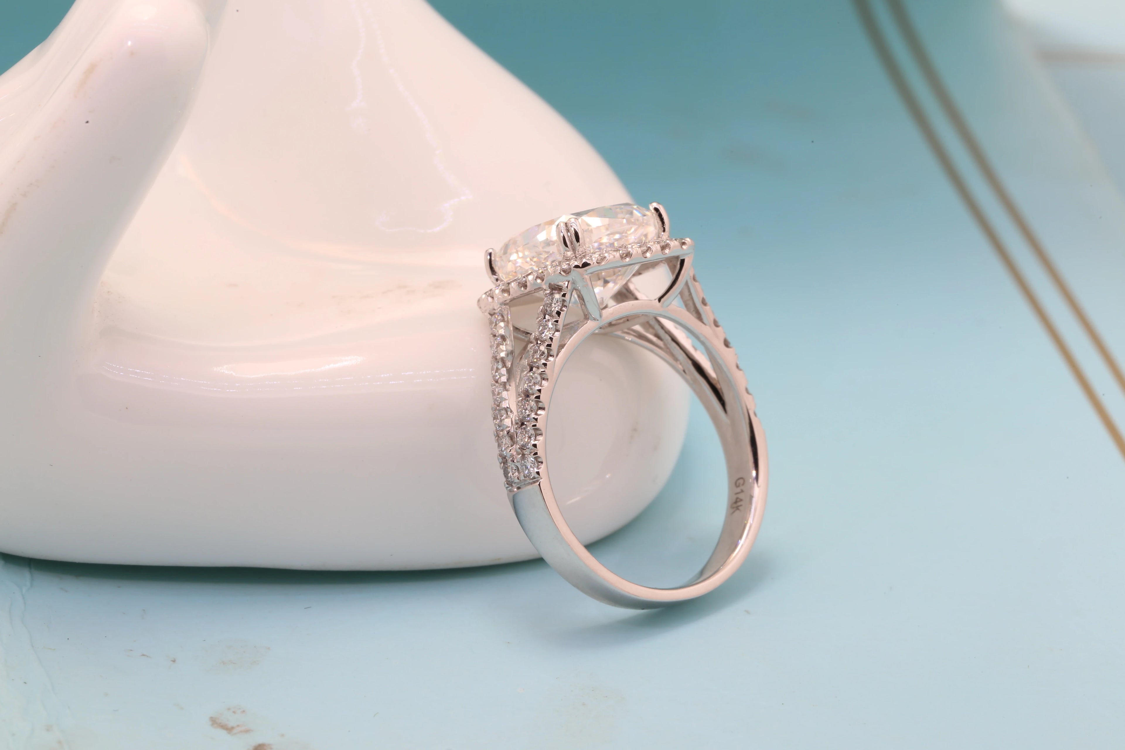 AEAW 5ct Lab Diamond Ring: Cushion Cut, VS1, F Color, 14k Gold, 0.75ctw - BEHRS at the loft